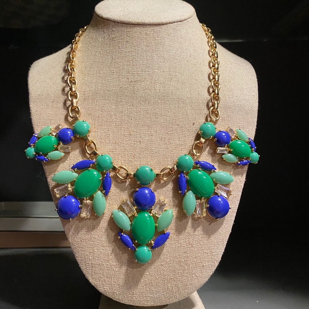 Stella and dot necklace